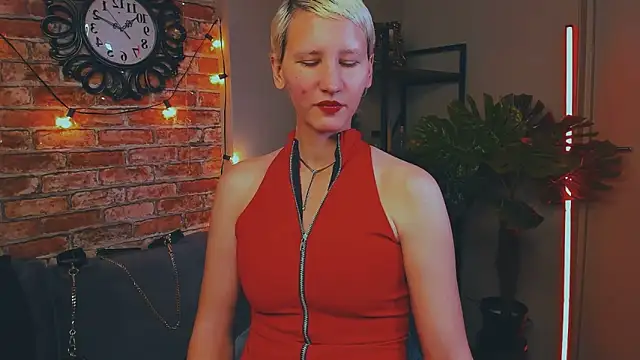 Snapshot of Kim_Waite chatting on 10.04.25 Kim Waite online show from 10.04.25