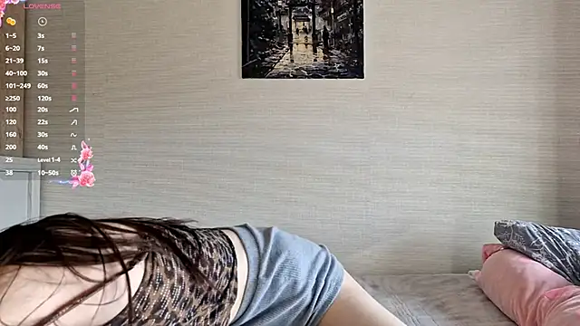 BritniMaddocks online show from 11.20.25