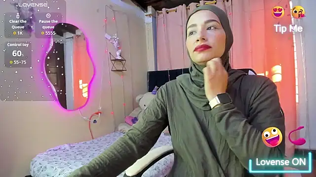 ShanaJamil online show from 12.14.25