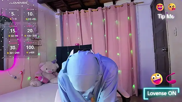 ShanaJamil online show from 02.03.26