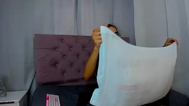 EthanBlackwoodd online show from 02.06.26