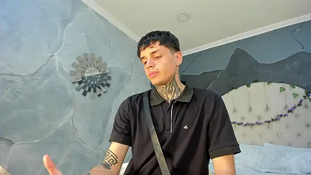 Declan-Fox online show from 11.05.25