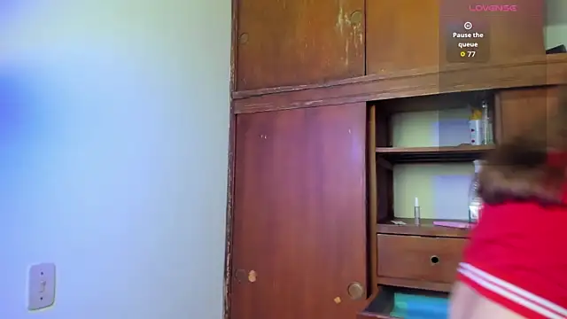 CeletheJones online show from 09.30.25