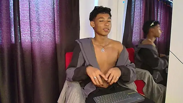 CoffeNaughty nom online show from 09.21.25