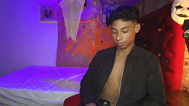 CoffeNaughty nom online show from 10.24.25