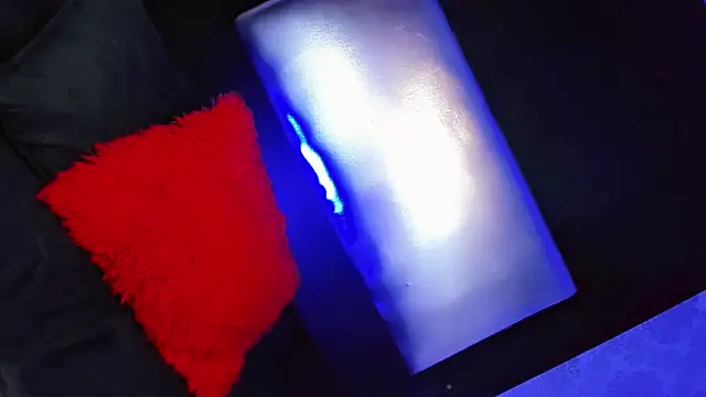 daniela dolls online show from 12.16.25