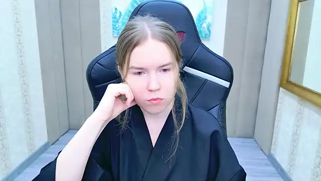 Alida Brice online show from 12.18.25