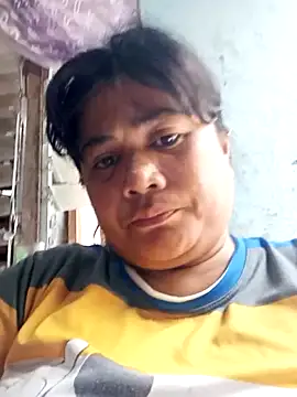 Snapshot of slutty_pinay12 chatting on 02.15.26 slutty pinay12 online show from 02.15.26