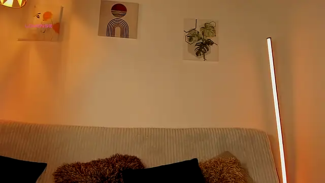 Snapshot of sophia_cumm03 chatting on 09.27.25 sophia cumm03 online show from 09.27.25