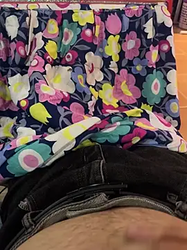 qeer098755 online show from 11.12.25