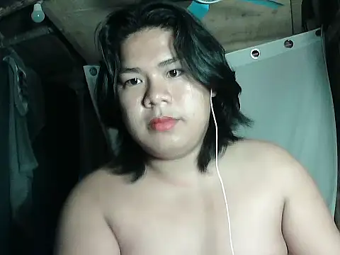 Huntrix2025 online show from 04.14.26