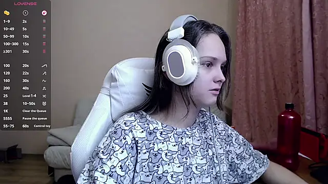 SharybbFace online show from 10.25.25