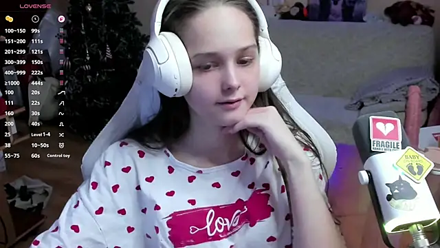 Snapshot of SharybbFace chatting on 01.10.26 SharybbFace online show from 01.10.26