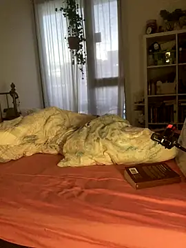 Mia Winters online show from 10.23.25