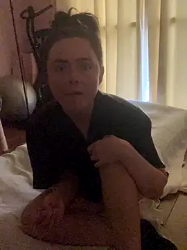 Mia Winters online show from 11.15.25