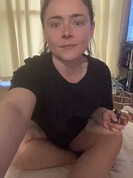 Mia Winters online show from 04.10.26