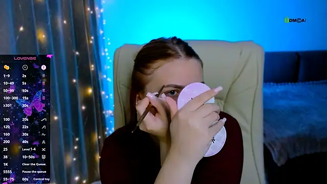 red  dizzy online show from 10.21.25