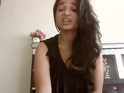 Snapshot of veronica_97 chatting on 10.05.25 veronica 97 online show from 10.05.25