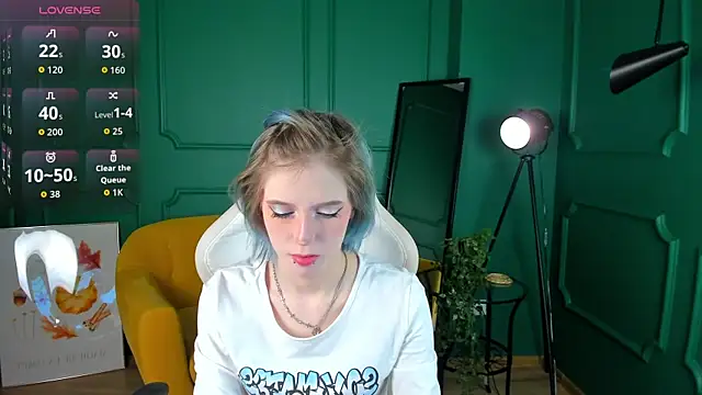 MorgyAsuna  online show from 10.15.25