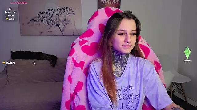 LilithPoison online show from 09.18.25