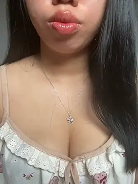 Snapshot of Rose-babyx chatting on 06.18.26 Rose-babyx online show from 06.18.26