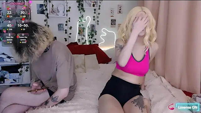 meow on da cam online show from 11.17.25