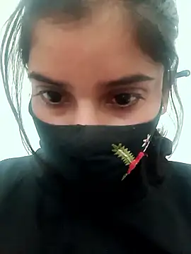 Aaisha-16 online show from 11.12.25