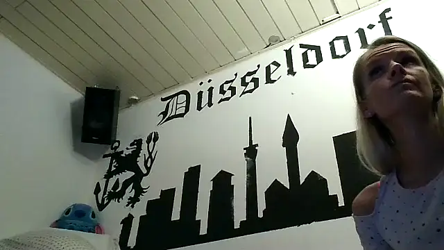 Dark666Sunshine online show from 11.16.25