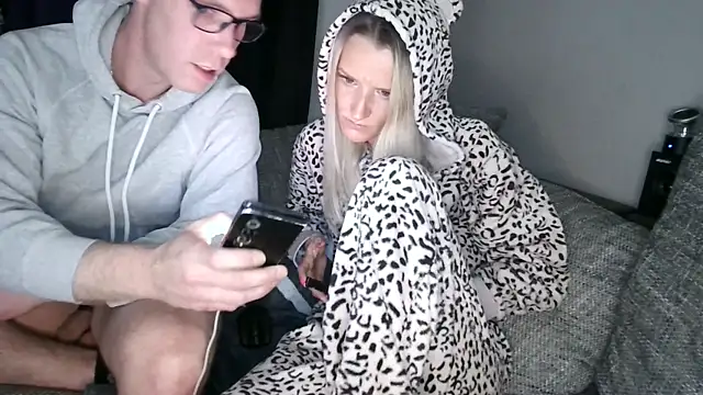 Dark666Sunshine online show from 11.18.25