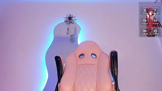 Mia royal online show from 11.21.25