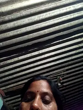 Snapshot of Hot_kadi83 chatting on 10.20.25 Hot kadi83 online show from 10.20.25