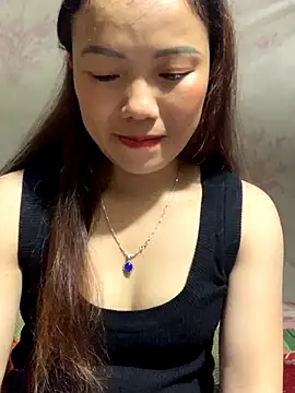 Snapshot of _losrt_cherry_ chatting on 10.17.25 losrt cherry online show from 10.17.25