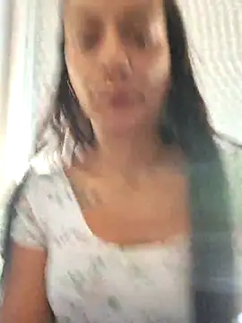 Lauraxxsteen online show from 09.15.25