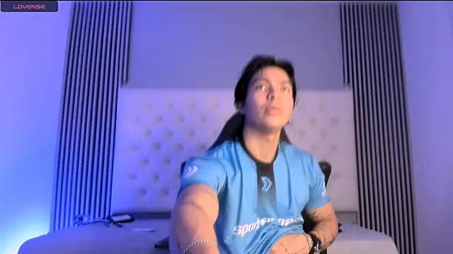 toji luxxer online show from 11.26.25