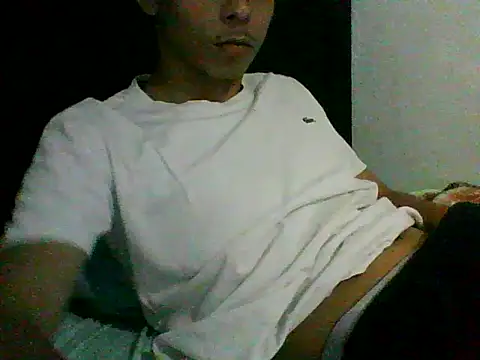 Snapshot of KingLamed chatting on 09.15.25 KingLamed online show from 09.15.25