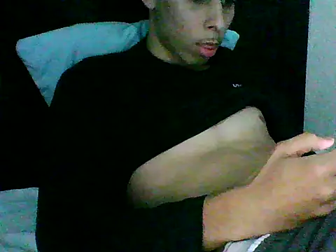 Snapshot of KingLamed chatting on 09.20.25 KingLamed online show from 09.20.25