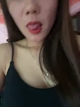 Snapshot of Moon_pusy chatting on 06.24.26 Moon pusy online show from 06.24.26