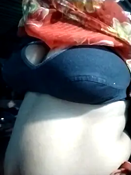 Snapshot of Hotwera97444 chatting on 04.13.26 Hotwera97444 online show from 04.13.26