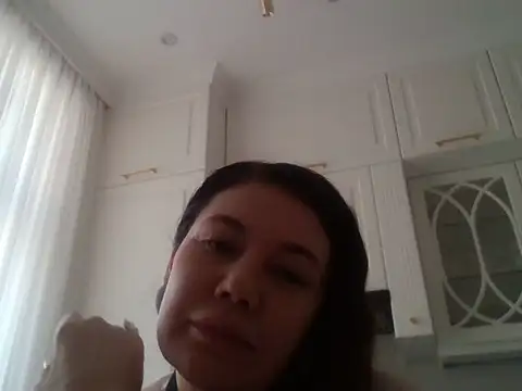 Lomivah online show from 10.27.25