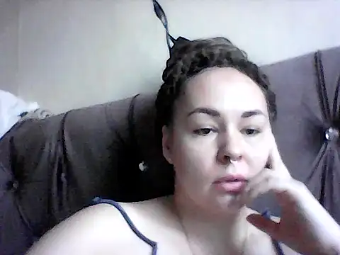 Snapshot of Janelah chatting on 11.03.25 Janelah online show from 11.03.25