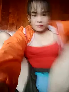 Snapshot of emilyzz chatting on 09.26.25 emilyzz online show from 09.26.25