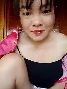 Snapshot of emilyzz chatting on 09.27.25 emilyzz online show from 09.27.25