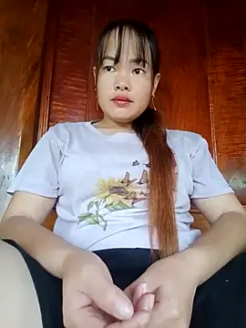 Snapshot of emilyzz chatting on 09.30.25 emilyzz online show from 09.30.25