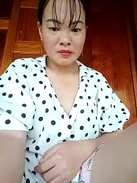 Snapshot of emilyzz chatting on 10.07.25 emilyzz online show from 10.07.25