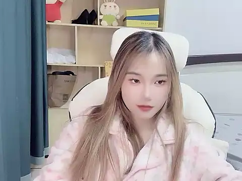 W-Sunflower online show from 11.24.25