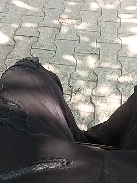 Snapshot of karandeep_Bhagat chatting on 11.01.25 karandeep Bhagat online show from 11.01.25