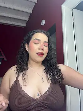 krisstenSantos online show from 12.18.25