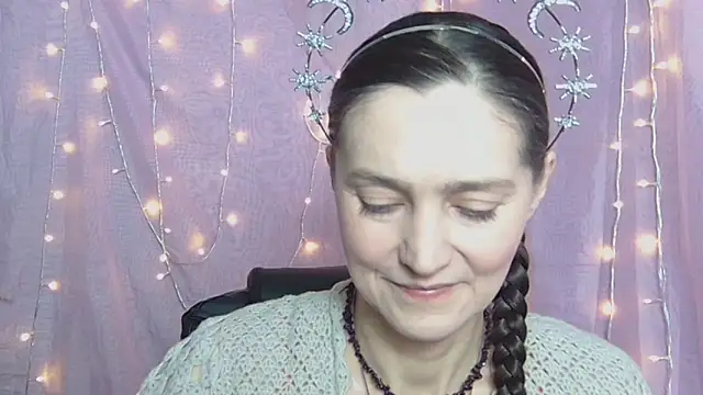 Snapshot of TayaFinch chatting on 04.20.26 TayaFinch online show from 04.20.26