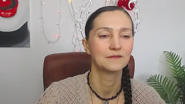 Snapshot of TayaFinch chatting on 05.02.26 TayaFinch online show from 05.02.26