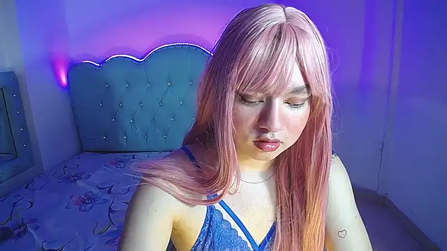 Cordelia Perlman online show from 09.18.25